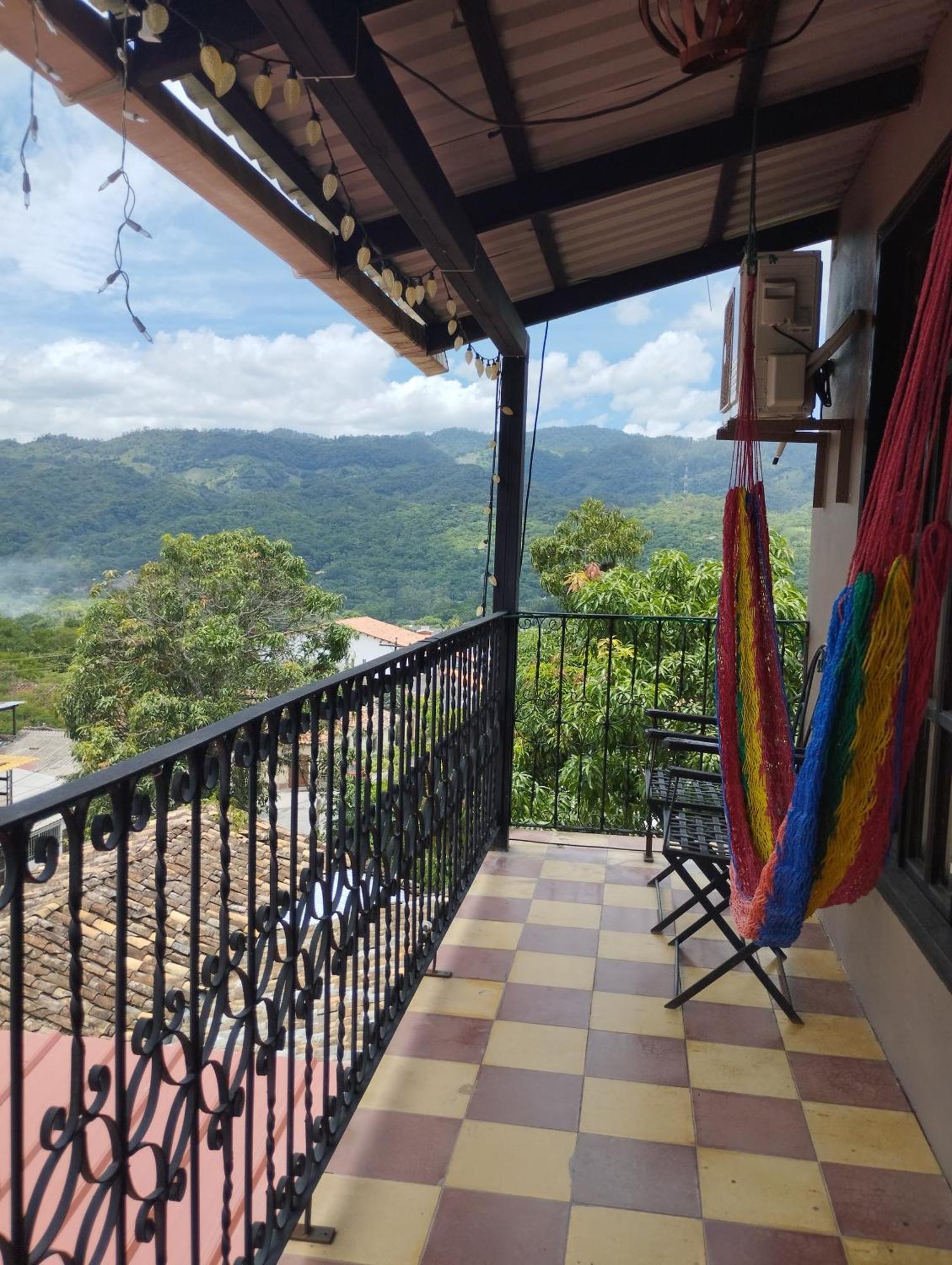 Hotel El Almendro Copan Exterior photo
